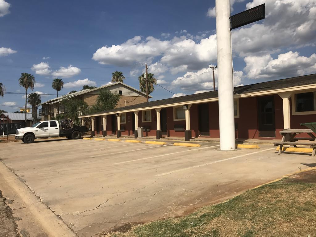 Village Inn コトゥーラ エクステリア 写真