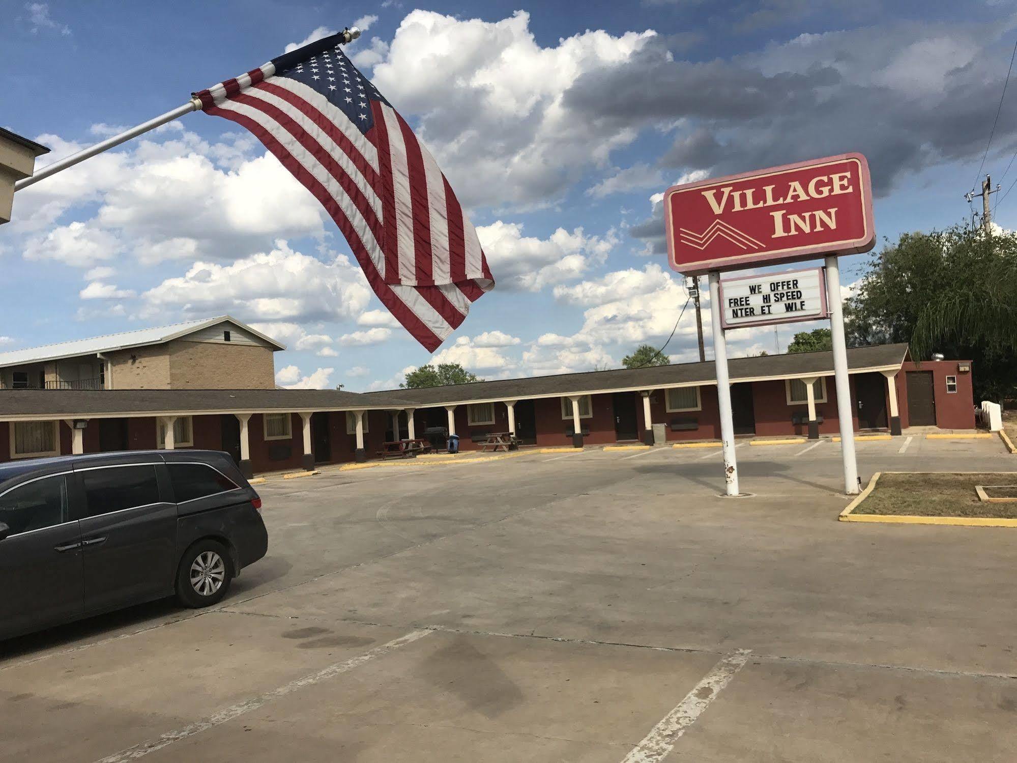 Village Inn コトゥーラ エクステリア 写真